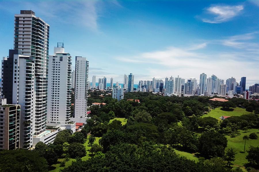 An aerial view of a city in Panama.