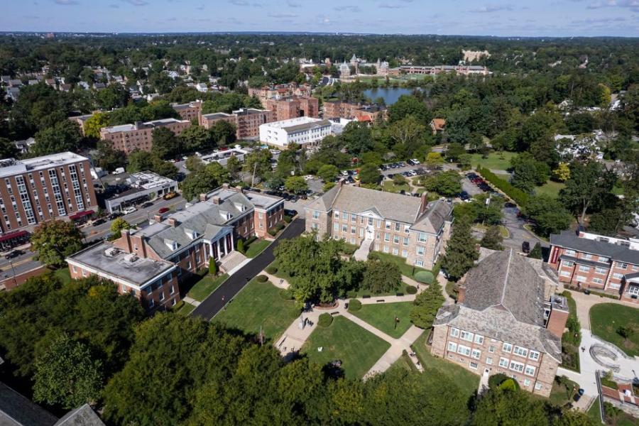 Overview of New rochelle campus.