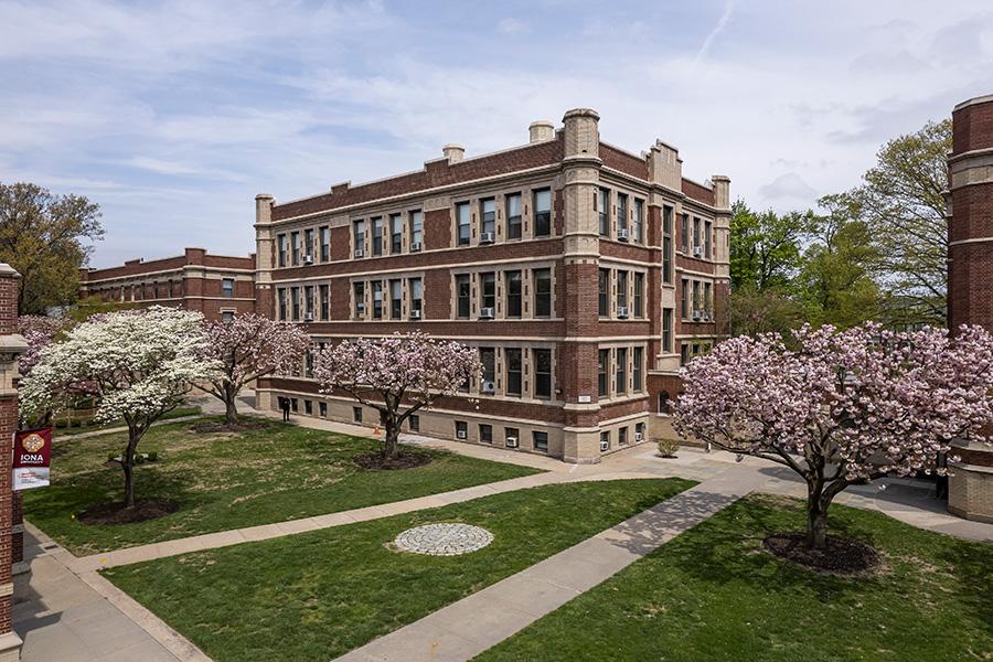 The grounds on the Bronxville campus.