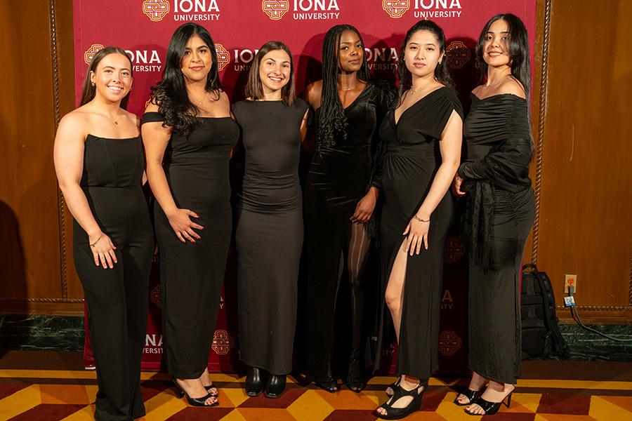 Iona University nursing students Kathleen Fenlon ’25; Guadalupe Ceja ’25; Maya Peluso ’25; Molly Guillaume ’25; Ava Kotliar ’25; and Alyssa Urena ’25.